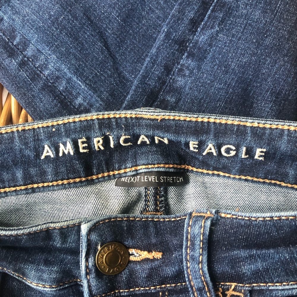 AMERICAN EAGLE OUTFITTERS HIGH RISE JEANS ๐ - Picture 5 of 6